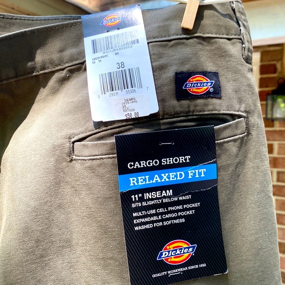 Shorts - Picture 4 of 9